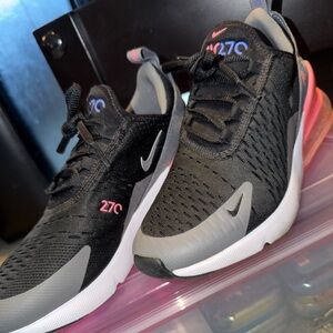 Nike Air Max 270 5.5Y